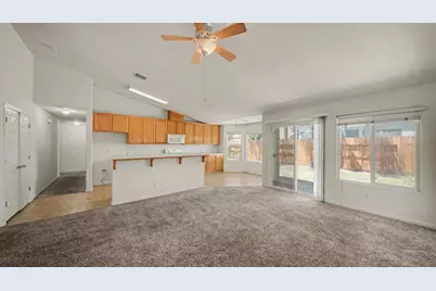 2204 W Sweet Water Court, Merced, CA 95348 - Photo 10