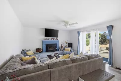 359 N. Township, Yuba City, CA 95993 - Photo 8