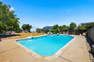 359 N Township, Yuba City, CA 95993 - Photo 1