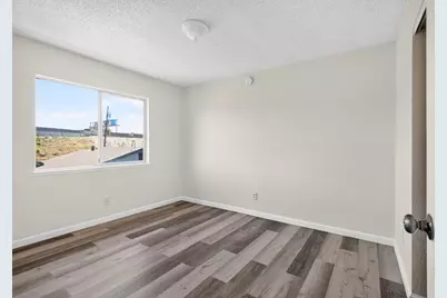 131 S Airport Way, Stockton, CA 95205 - Photo 18