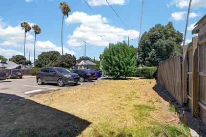 131 S Airport Way, Stockton, CA 95205 - Photo 32