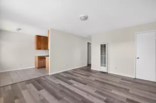 131 S Airport Way, Stockton, CA 95205 - Photo 8