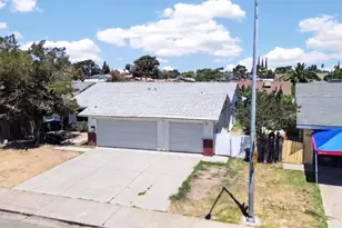1957 Comstock Dr, Stockton, CA 95209 - Photo 12