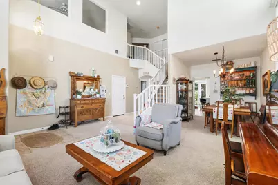 9489 Red Spruce Way, Elk Grove, CA 95624 - Photo 8
