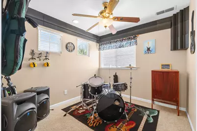 9489 Red Spruce Way, Elk Grove, CA 95624 - Photo 24