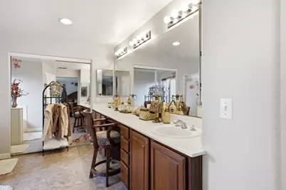 4253 Narraganset Way, Mather, CA 95655 - Photo 18