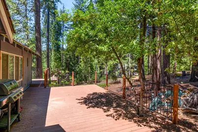 2360 E Mokelumne Drive, Arnold, CA 95223 - Photo 24