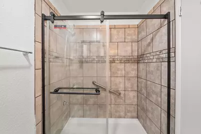 6031 Rampart Dr., Carmichael, CA 95608 - Photo 22