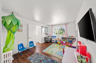 6031 Rampart Dr, Carmichael, CA 95608 - Photo 12
