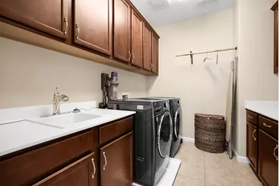 9910 Penela Way, Elk Grove, CA 95757 - Photo 30