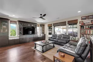 9910 Penela Way, Elk Grove, CA 95757 - Photo 18