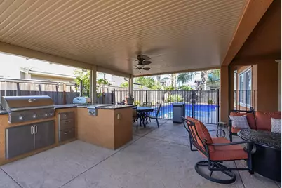9910 Penela Way, Elk Grove, CA 95757 - Photo 40