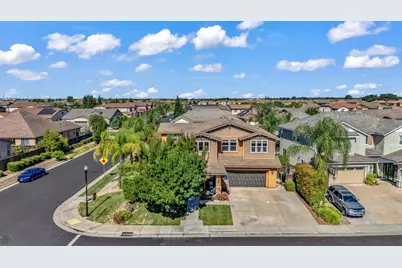 9910 Penela Way, Elk Grove, CA 95757 - Photo 2