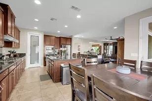 9910 Penela Way, Elk Grove, CA 95757 - Photo 22