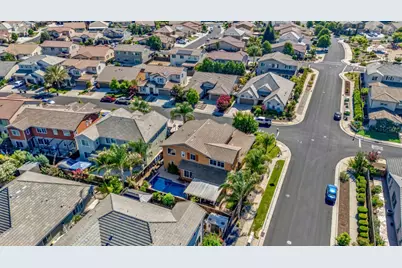 9910 Penela Way, Elk Grove, CA 95757 - Photo 8