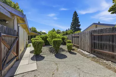 4454 Las Encinitas Drive, Fair Oaks, CA 95628 - Photo 32