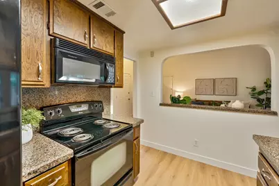7223 Havenside Drive, Sacramento, CA 95831 - Photo 12