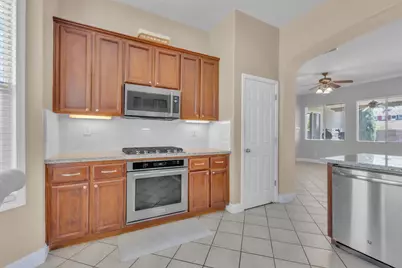 1936 San Diego Circle, Roseville, CA 95747 - Photo 10