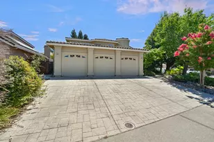 6901 Fallsbrook Ct, Granite Bay, CA 95746 - Photo 2