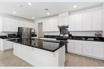 1589 Lantern Way, Hughson, CA 95326 - Photo 8