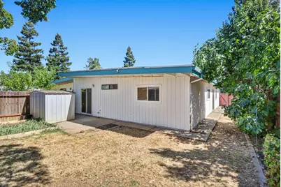 8717 Lorna Court, Elk Grove, CA 95624 - Photo 36