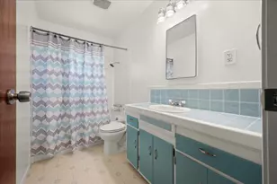 4416 71st St, Sacramento, CA 95820 - Photo 14