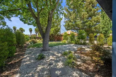 4416 71st Street, Sacramento, CA 95820 - Photo 28