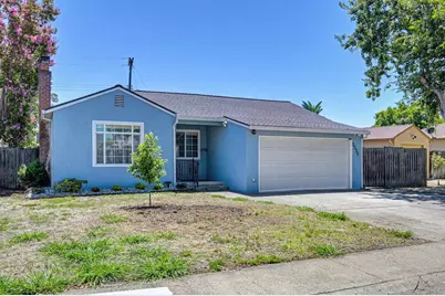 5526 38th Avenue, Sacramento, CA 95824 - Photo 1