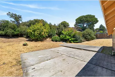 807 Reef Point Drive, Rodeo, CA 94572 - Photo 38