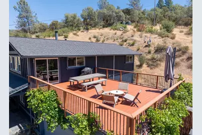 12233 Hilltop Drive, Grass Valley, CA 95949 - Photo 14