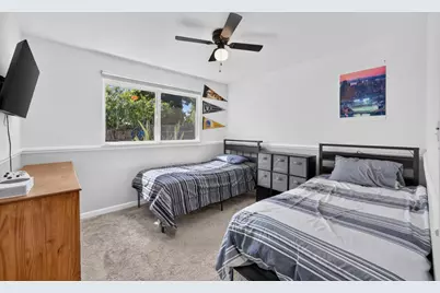 8980 Canberra Dr, Sacramento, CA 95826 - Photo 28