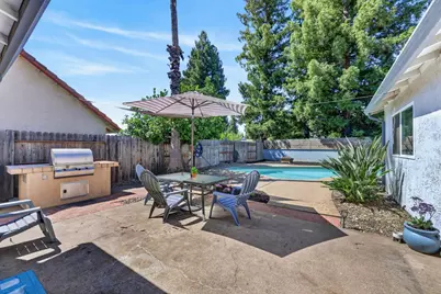 8980 Canberra Dr, Sacramento, CA 95826 - Photo 40