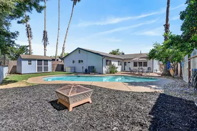 8980 Canberra Dr, Sacramento, CA 95826 - Photo 40