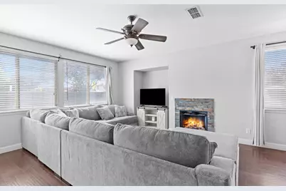 16701 English Country Trail, Lathrop, CA 95330 - Photo 8