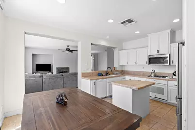 16701 English Country Trail, Lathrop, CA 95330 - Photo 10