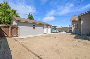 213 S Walnut Ave, Ripon, CA 95366 - Photo 42