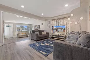 213 S Walnut Ave, Ripon, CA 95366 - Photo 6