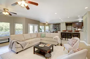 2761 Creekside Ln, Sacramento, CA 95821 - Photo 16