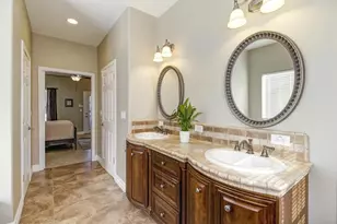 2761 Creekside Ln, Sacramento, CA 95821 - Photo 38