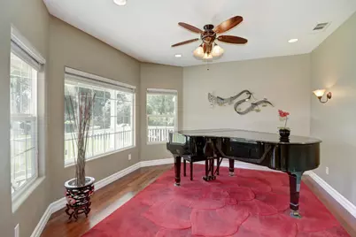 2761 Creekside Lane, Sacramento, CA 95821 - Photo 8