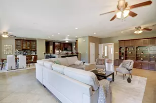 2761 Creekside Ln, Sacramento, CA 95821 - Photo 14