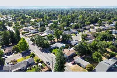 8644 Central Avenue, Orangevale, CA 95662 - Photo 32