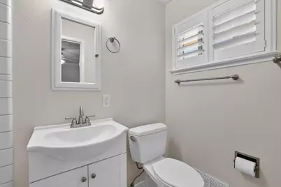 8620 Midfield Way, Sacramento, CA 95826 - Photo 32