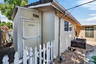 8620 Midfield Way, Sacramento, CA 95826 - Photo 44
