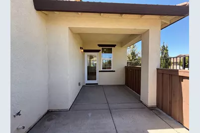 10801 Portico Circle, Rancho Cordova, CA 95670 - Photo 26