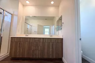 10801 Portico Cir, Rancho Cordova, CA 95670 - Photo 20