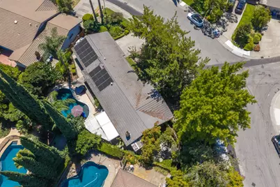 614 Rivercrest Drive, Sacramento, CA 95831 - Photo 26
