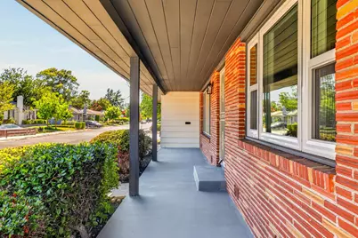 5811 11th Ave, Sacramento, CA 95820 - Photo 6