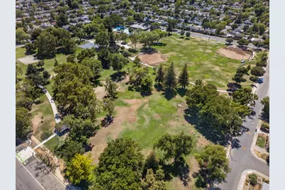5811 11th Ave, Sacramento, CA 95820 - Photo 64