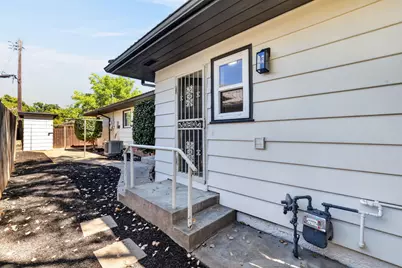 5811 11th Ave, Sacramento, CA 95820 - Photo 54